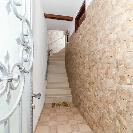 Historic Downtown And 3* Dubrovnik